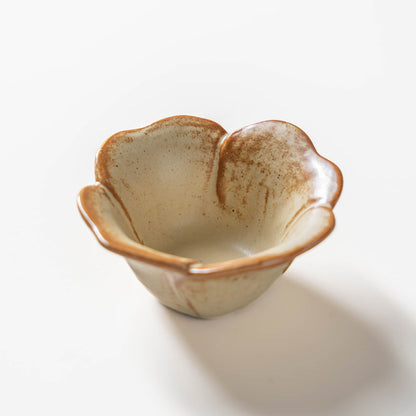 Style Retro Flower-Shaped Ceramic Sauce Dish
